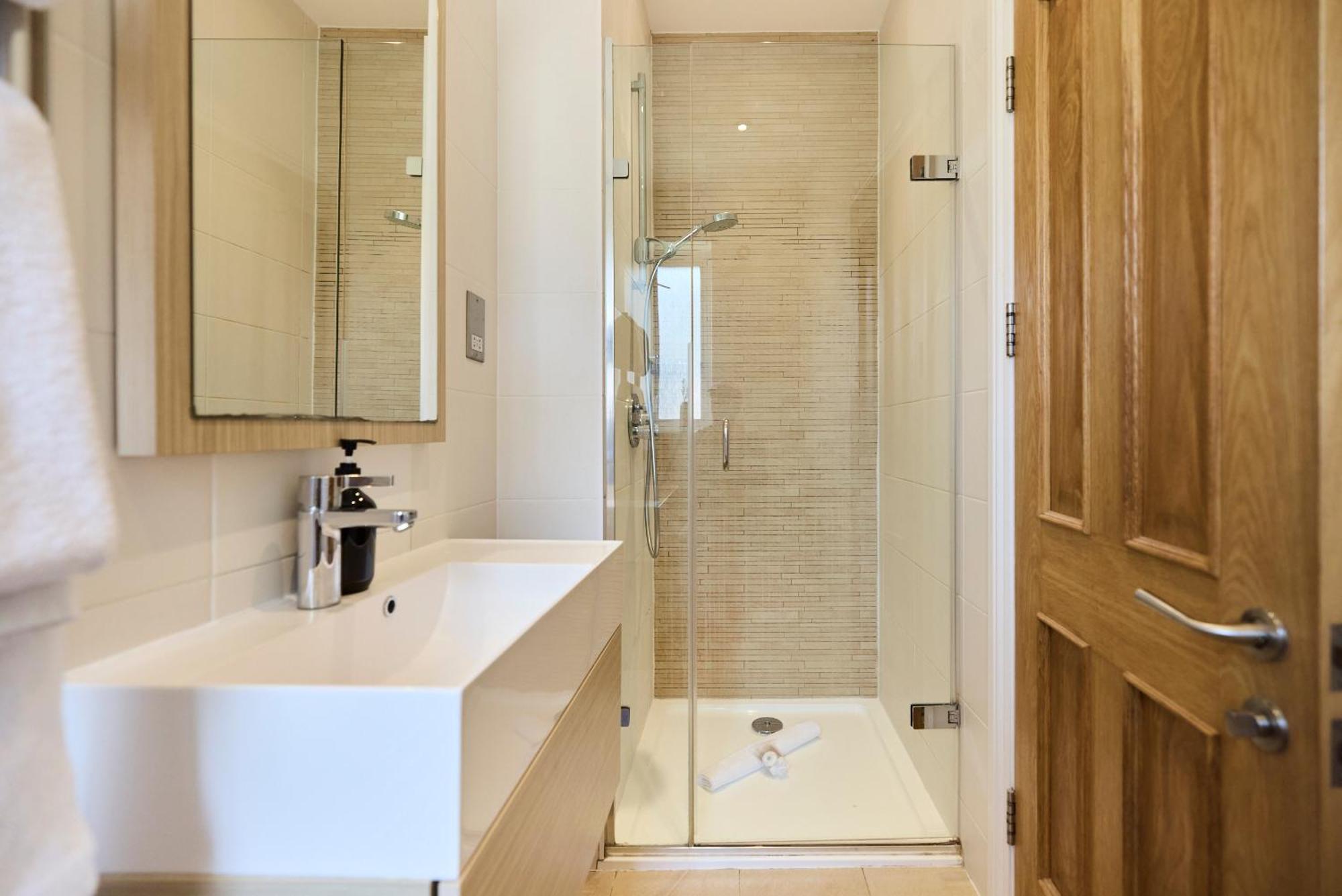 The Porchester Gardens - Modern & Bright 4Bdr With Garden And Parking London Eksteriør bilde